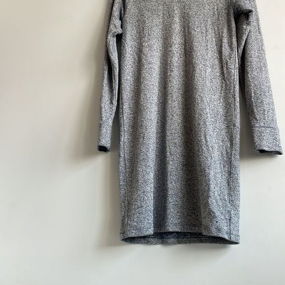 Aritzia Community Long Sleeve Dress - Picture 4 of 9